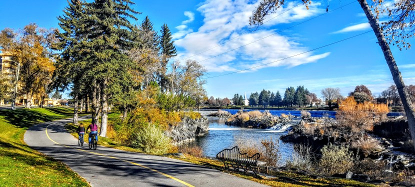 Idaho Falls: Coffee, stroll & art you can sit&nbsp;on