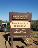 3 sisters fall trailhead sign