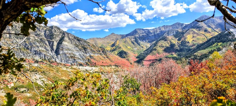 Idyllic Fall Hike: Colorful Kyhv Peak, Near Provo,&nbsp;UT